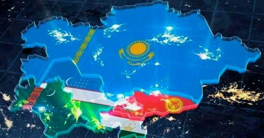 Political scientist Oleg Posternak explained why the Kremlin's "historical" rhetoric is alarming Central Asia