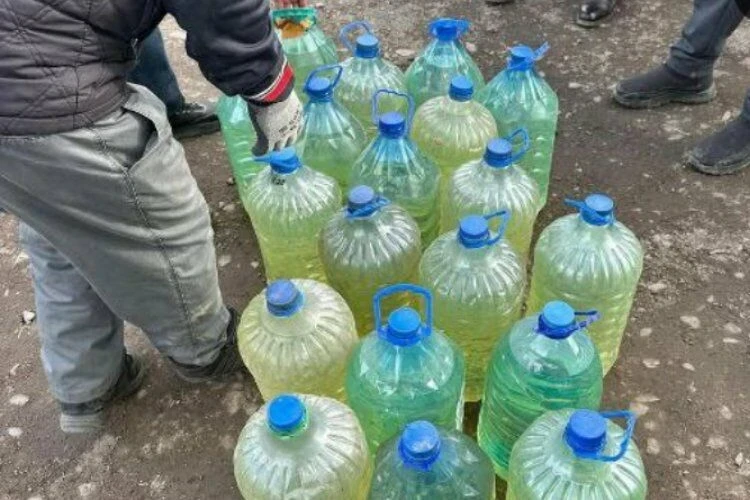 Seized 300 liters. Raid to identify illegal fuel trade in the Lenin District