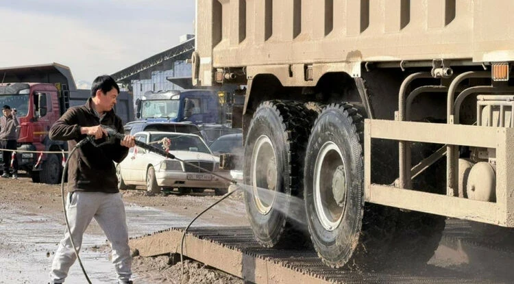 Бишкек шаардык мэриясы курулуш компанияларын көрктөндүрүү эрежелерин сактоого чакырды