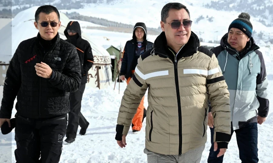 Sadyr Japarov and crypto investor Changpeng Zhao went skiing in Karakol