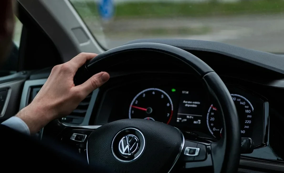 Volkswagen обогнал Tesla и стал лидером продаж электромобилей в Европе