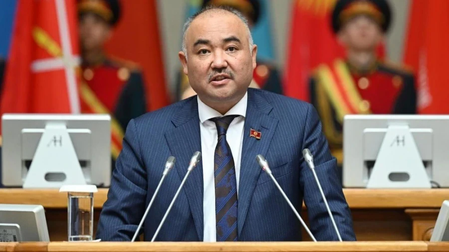 Пресс-служба Жогорку Кенеша опровергла отставку торага