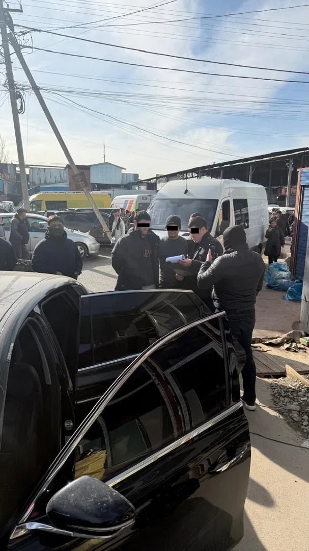 The GKNB detained participants of the "sportobshchak" - extorting money from truck drivers