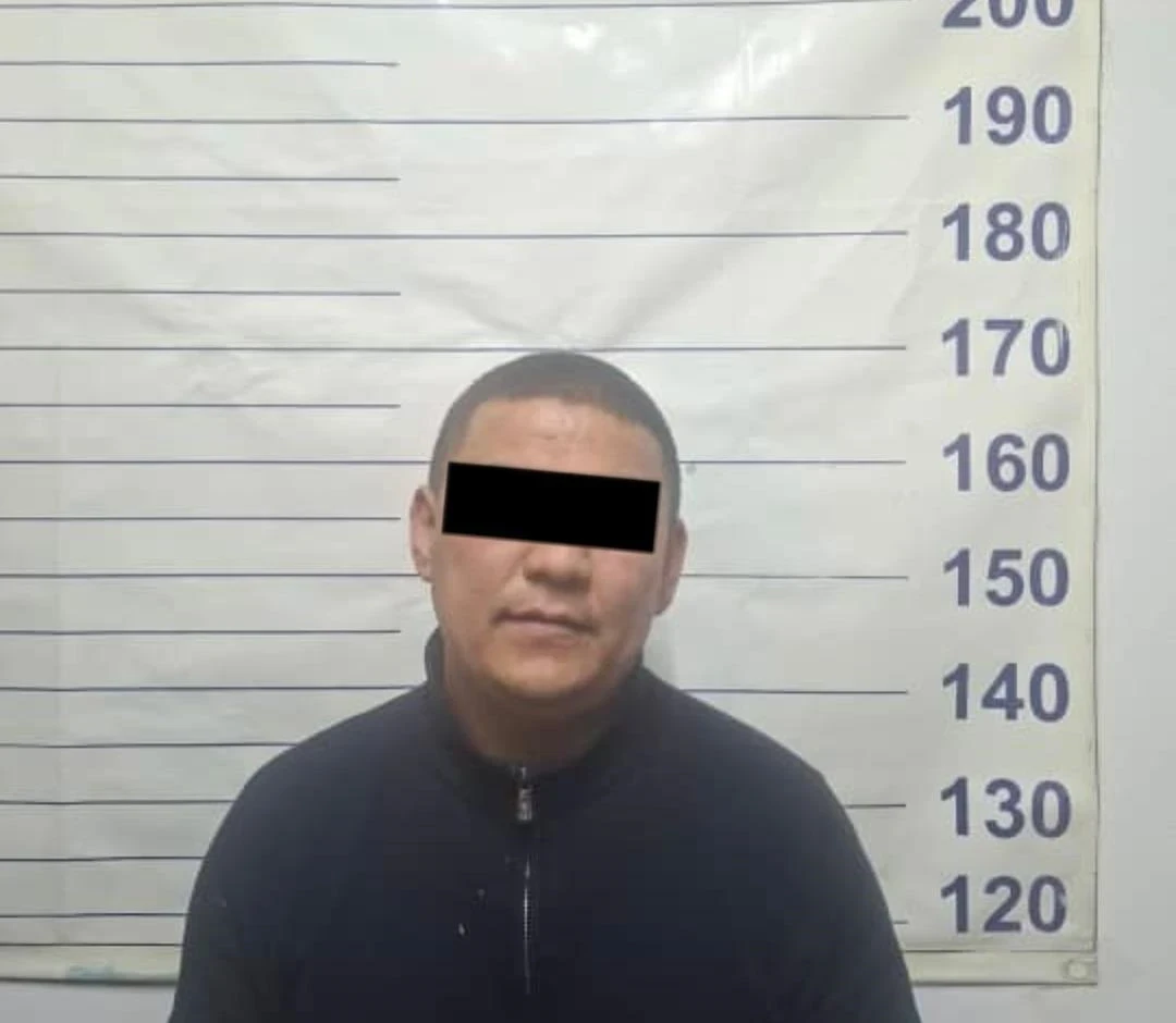 Blogger Detained for Distributing Negative Video Materials