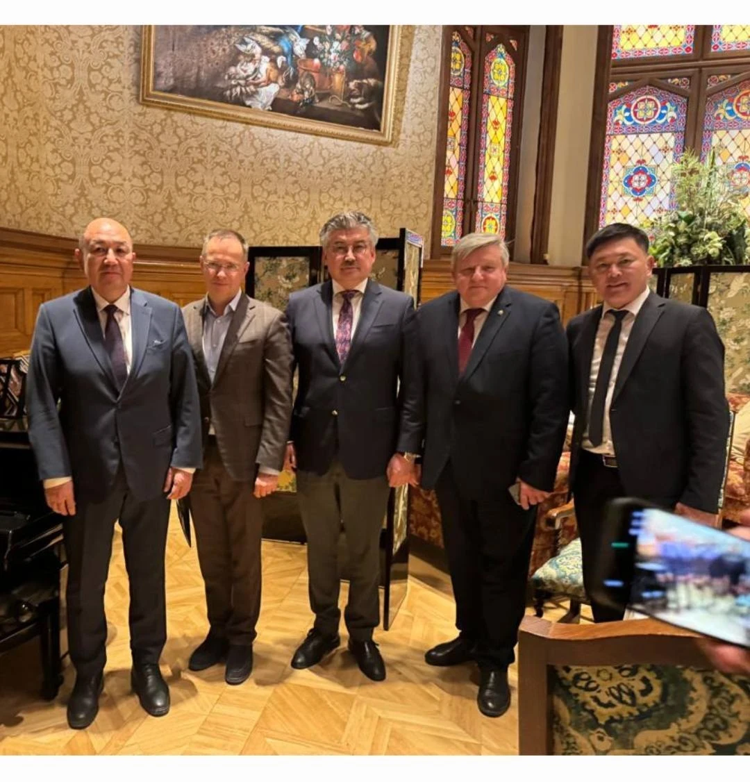 Немного поспорили. Госсекретарь КР Койчиев о встрече с Владимиром Мединским