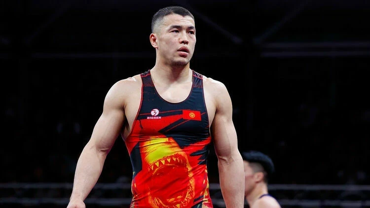 Wrestler from Kyrgyzstan Akjol Makhmudov won at the international tournament Super 4 Wrestling