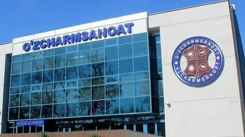 Mirziyoyev dismissed the head of the "Uzcharmsanoat" association for weak support of local producers