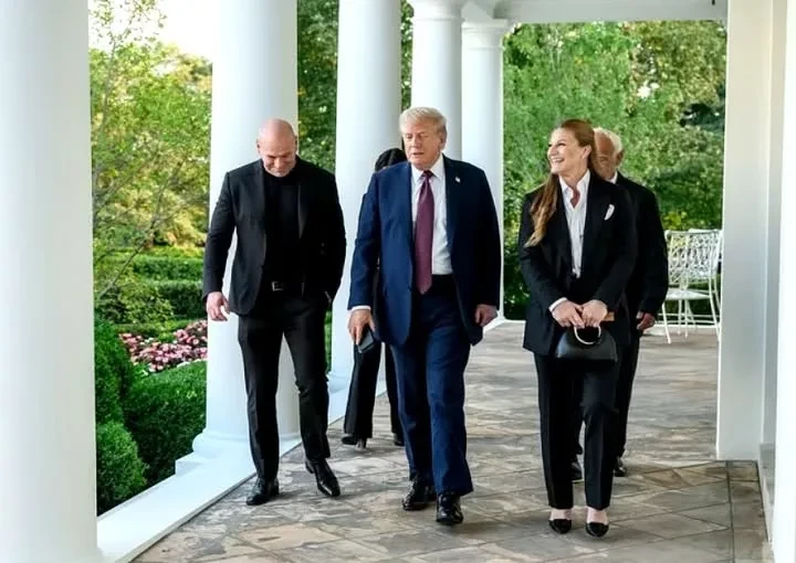 Дана Уайт жана Трамп Бел үйдө UFC турнири үчүн кардды бекитүүнү каалашат