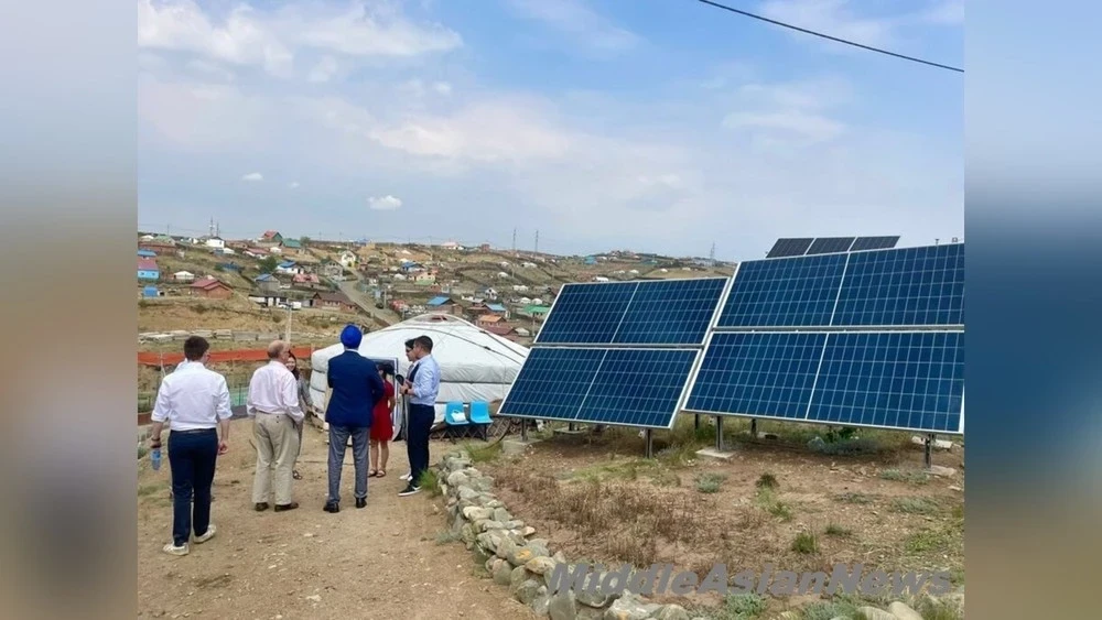 A climate technology startup is transitioning residents of Mongolian gers from dirty coal to clean solar energy