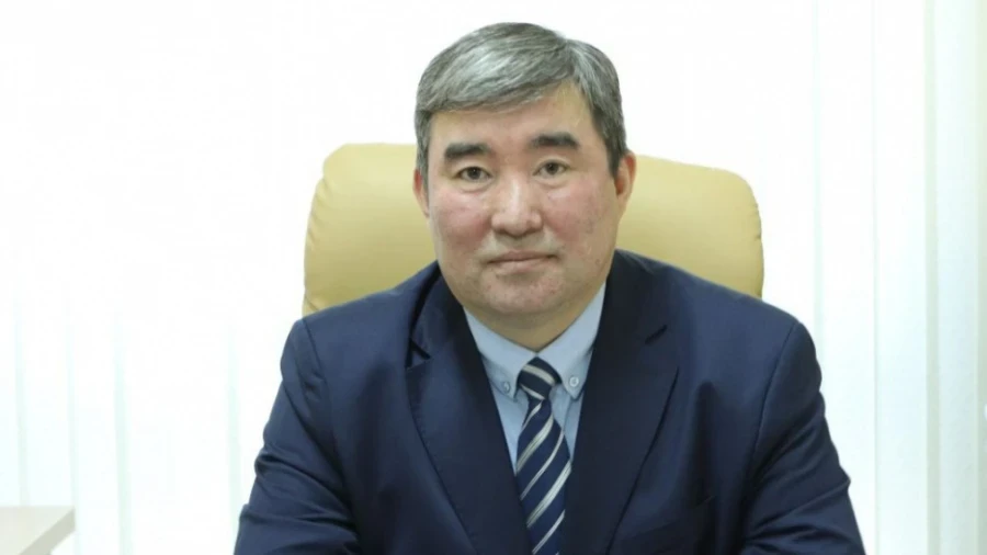 Эрмек Омуралиев Италиядагы элчи жана БУУнун бир катар уюмдарындагы КРдин өкүлү болуп дайындалды