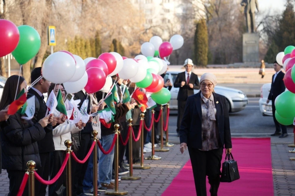 Бишкекте "Агродиалог–2026" форумунда мыкты фермерлерди сыйлашат