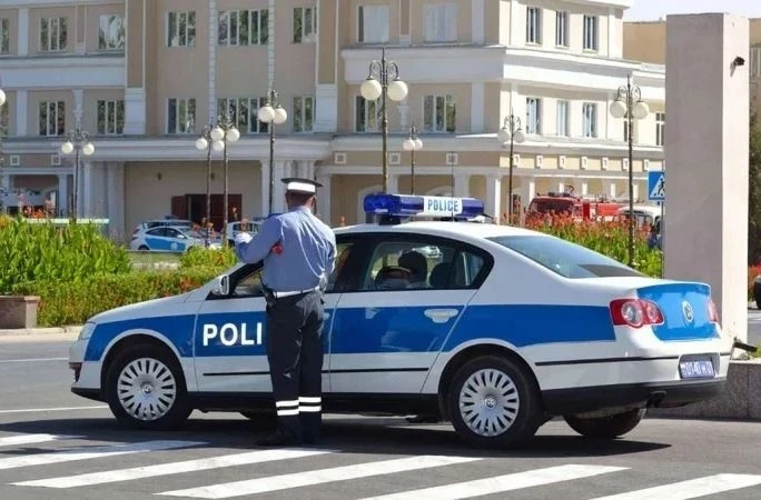 В Таджикистане аэропорт Душанбе и ГАИ стали лидерами по взяткам и хищениям