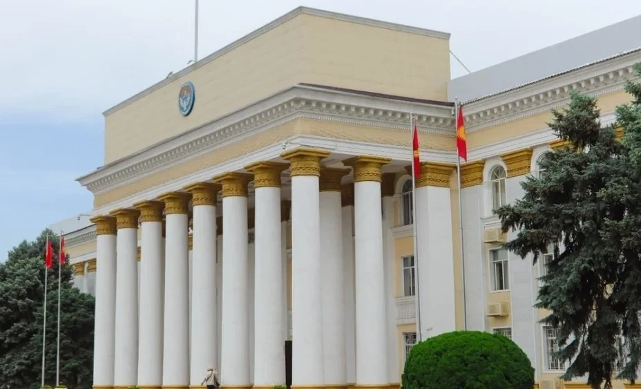 В МИД разъяснили, как в США получить коммерческие водительские удостоверения