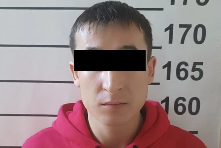 В Караколе задержан мошенник, обманывавший владельцев кафе через доставку еды