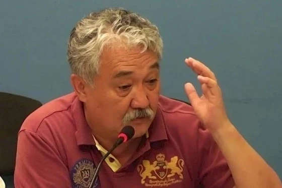 Бакыт Бакетаев: Светят так, будто это прожекторы аэропорта, а не автомобиль