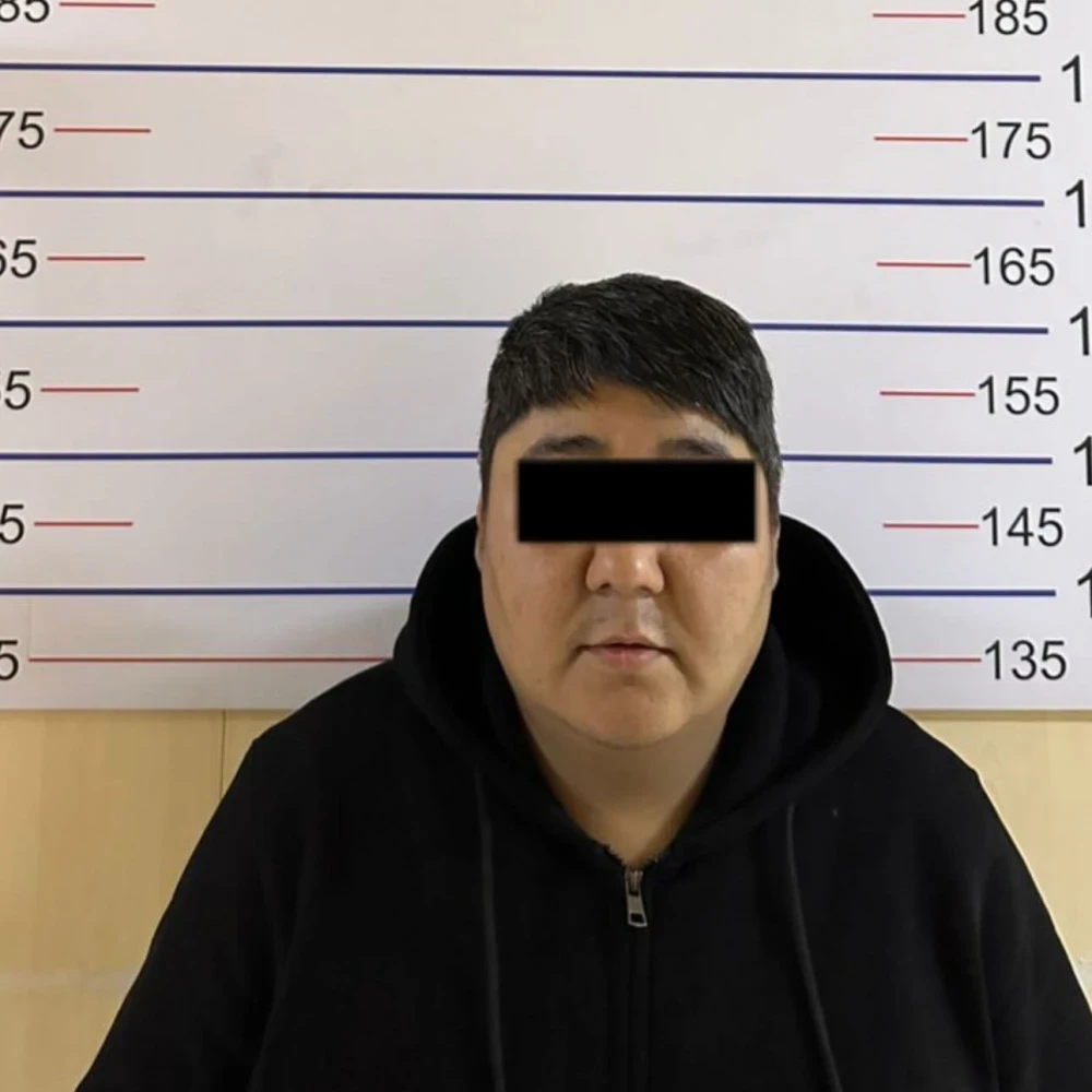 Мужчина представился сыном главы силовых органов и выманил деньги: он задержан