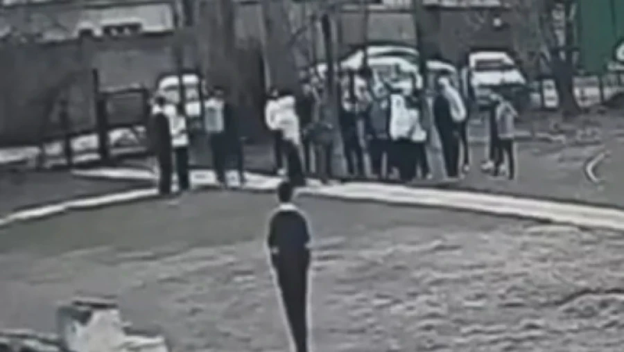 Избиение учителя в бишкекской школе: возбуждено уголовное дело