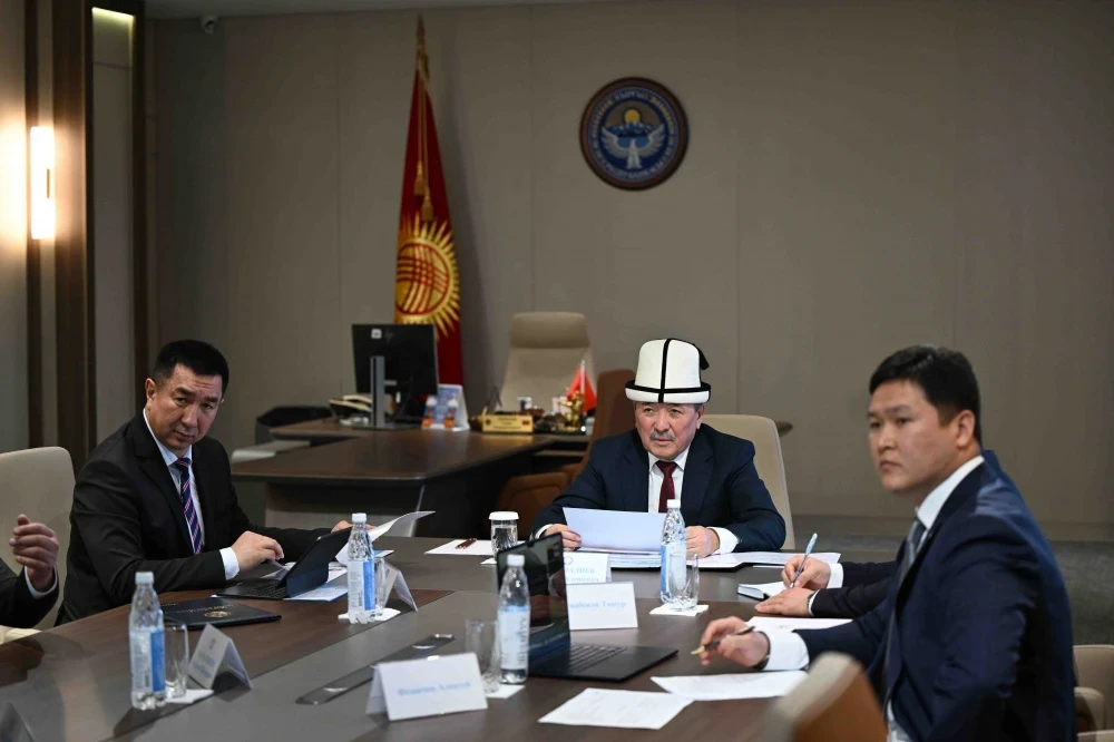 Шаар Манастын жаңы мэри жамаатка тааныштырылды