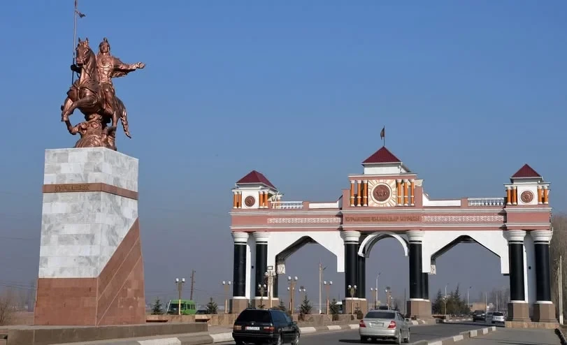 Город Манас аталышы өзгөртүлбөйт – Аскат Алагозов