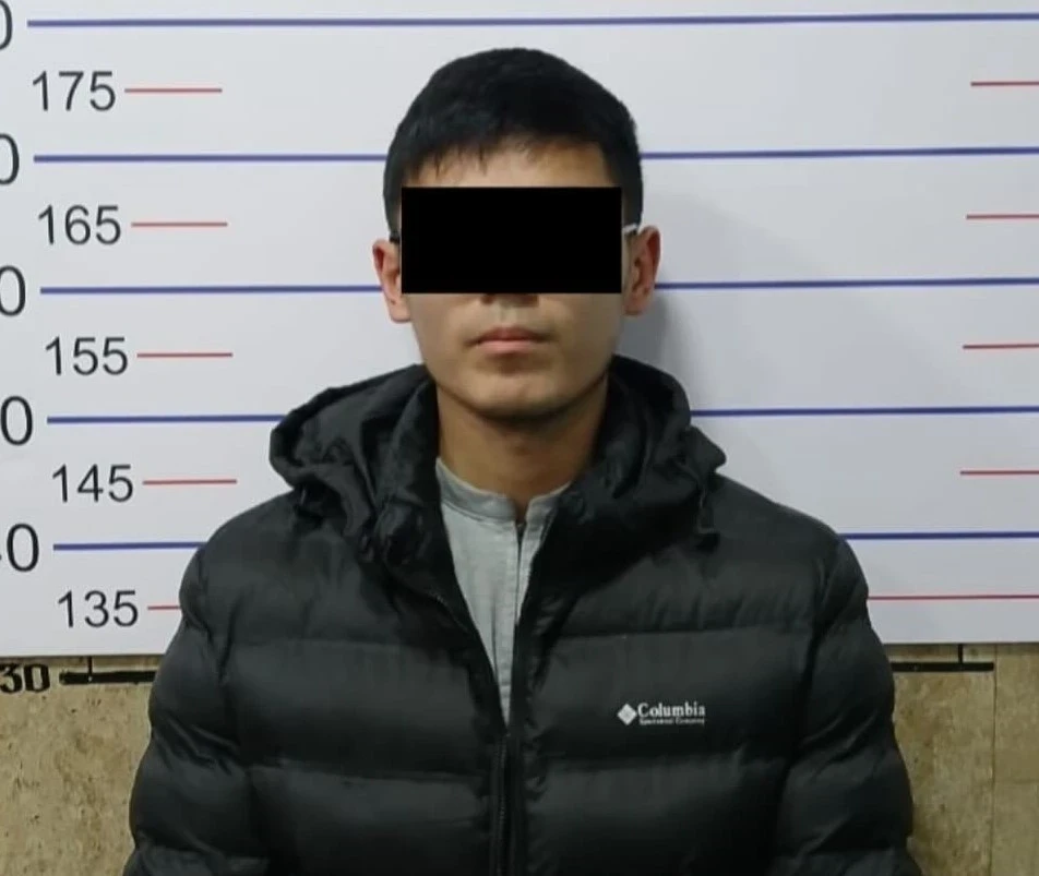 В Бишкеке пресекли схему продажи банковских карт через Telegram