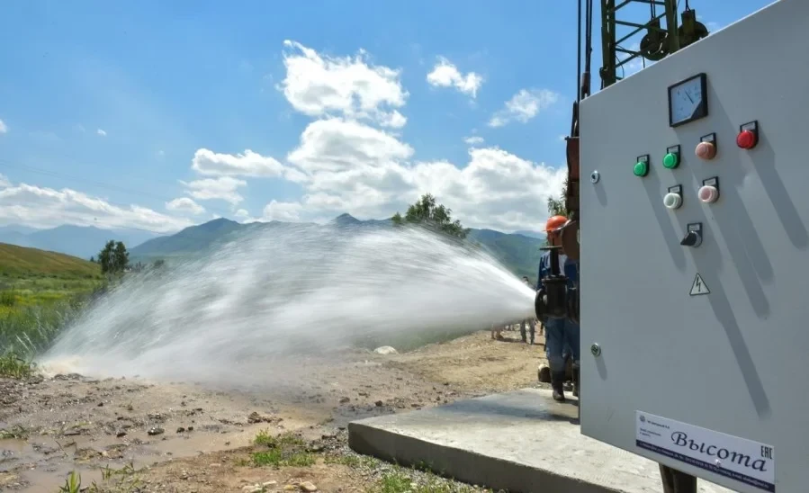 Кочкор жана Жумгаль райондорунун тургундары ичүүчү суу менен камсыздоону талап кылышууда - депутат