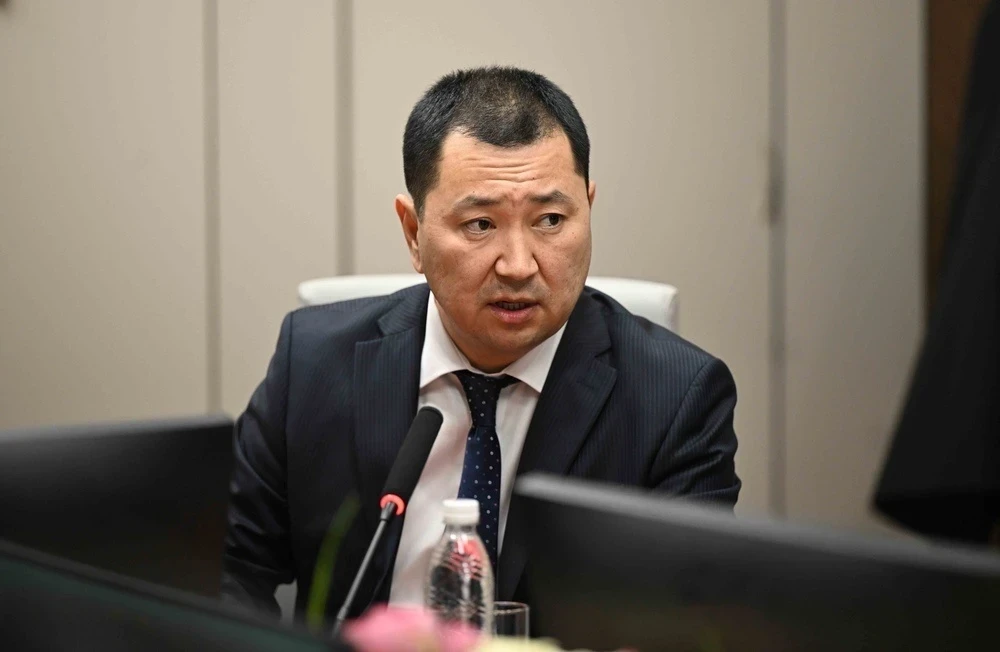 Эрлист Акунбеков айыл чарба министри болуп дайындалды