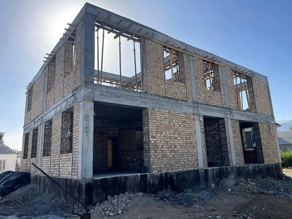 НЭСК жылдын аягына чейин 10 жаңы административдик имаратты пайдаланууга берет