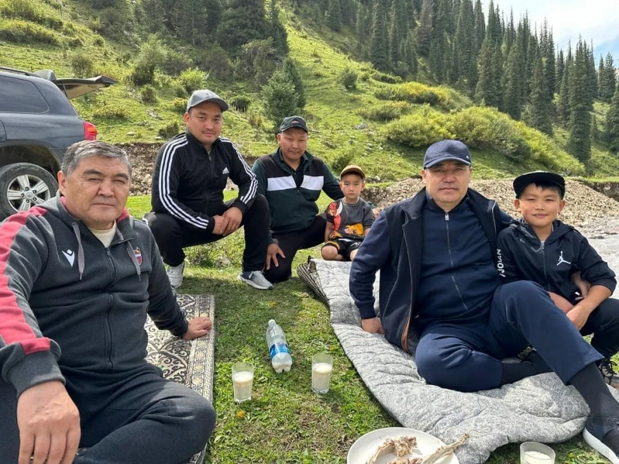 Садыр Жапаров: Даже если один друг уйдет - у меня есть еще семь миллионов друзей