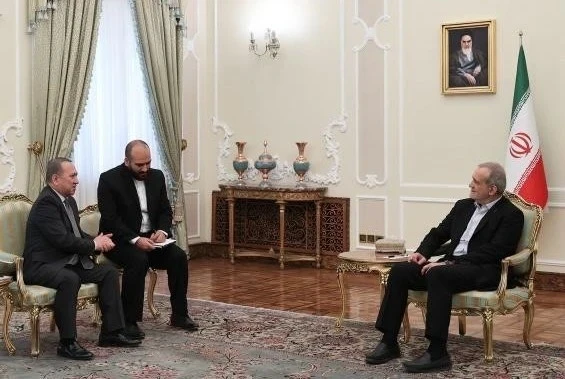 Ambassador of Kyrgyzstan Akylbek Kilychev presented credentials to the President of Iran