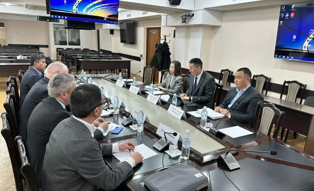 Минтранс и АБР обсудили вопросы электромобильности и цифровизации транспорта