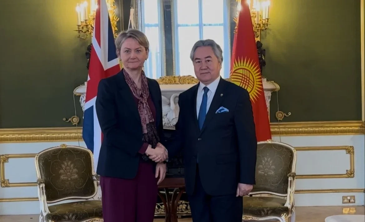 Кыргызстан и Великобритания обсудили совместные проекты и выход на рынки капитала в Лондоне