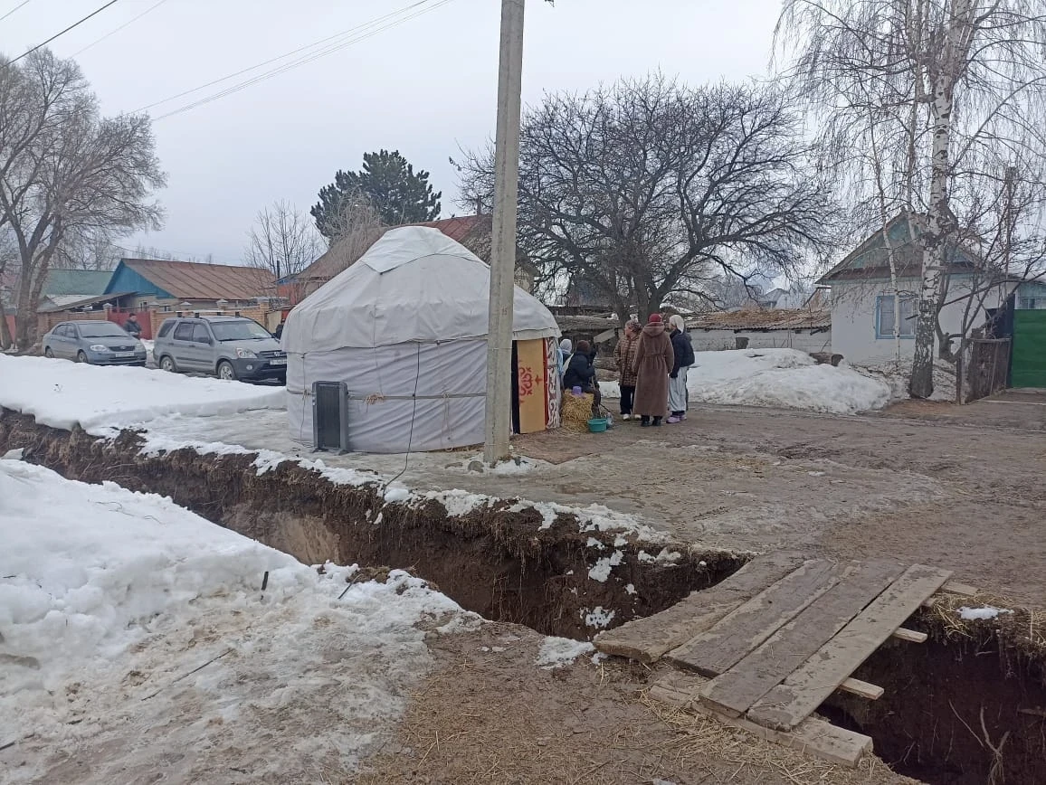 Самоподжог. Дети умершей находятся на попечении тети, решается вопрос опеки