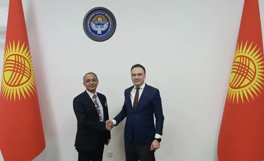 В Кыргызстане обсудили повышение качества медобразования для студентов из Пакистана