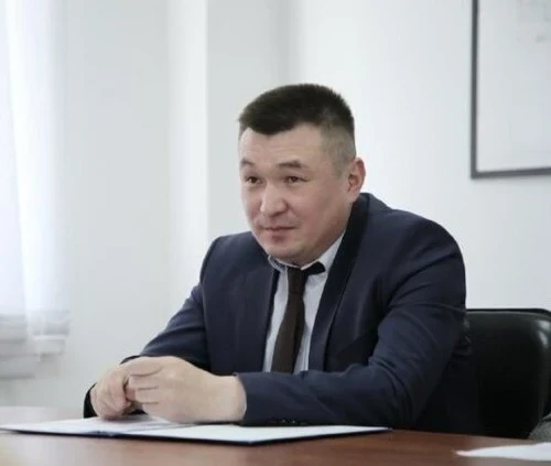 Акимы Кара-Сууйского и Тогуз-Тороуского районов ушли в отставку