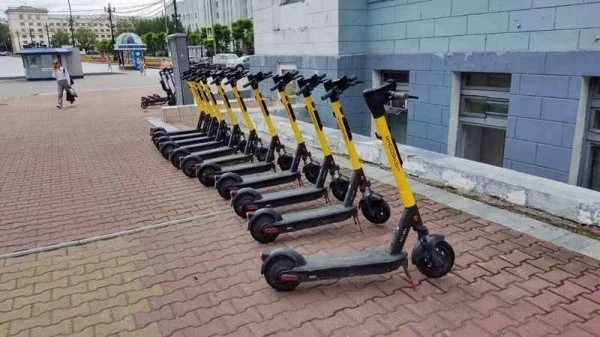 Бишкек шаардык мэриясы электросамокаттар менен мыйзам бузгандар үчүн чектөөлөрдү киргизет