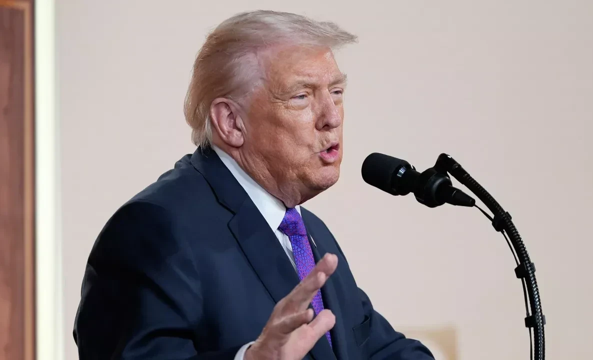 Трамп Иранга каршы масштабдуу аскердик операциянын башталганын жарыялады