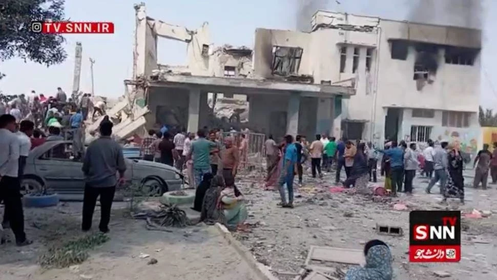 Атака на Иран. В ходе ракетных ударов погибли 40 учениц начальной школы в Минабе