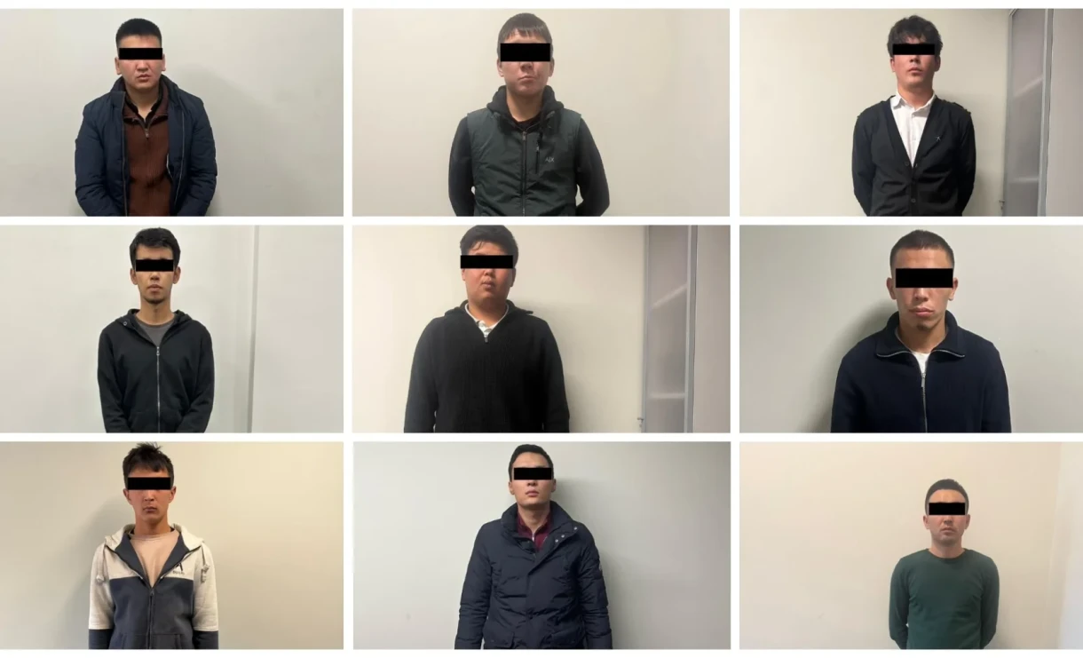 A group of individuals selling accounts and bank cards of citizens to fraudsters has been detained.