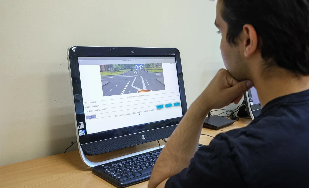 The best driving school cadets in the Kyrgyz Republic will be allowed to take the exam after 4 months.