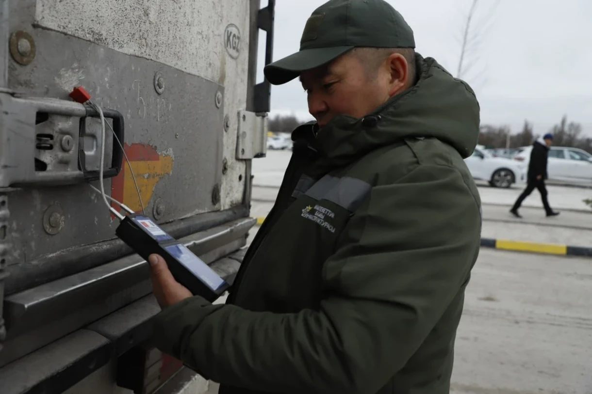 The mechanism for tracking shipments using navigation seals has been implemented in the Kyrgyz Republic.