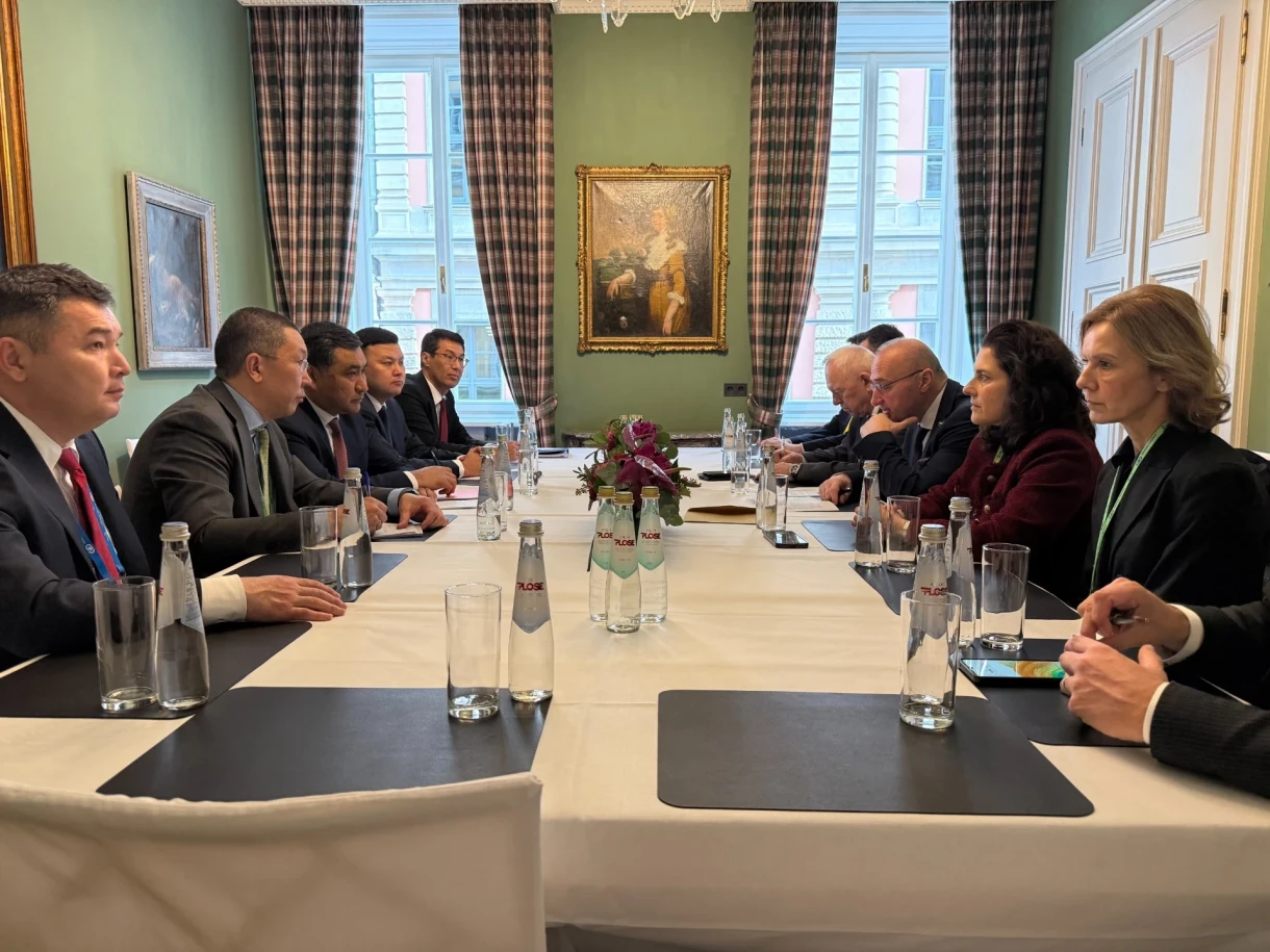 Зампред кабмина санкциялар боюнча Мюнхен конференциясында сүйлөшүүлөрдү өткөрдү