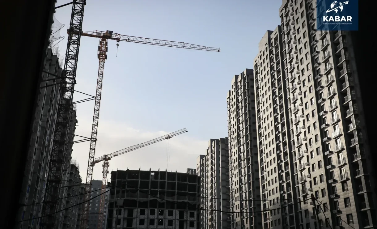 Жапаров: Бул жылы болжол менен 20 миң үй-бүлө ипотекалык турак жай алат