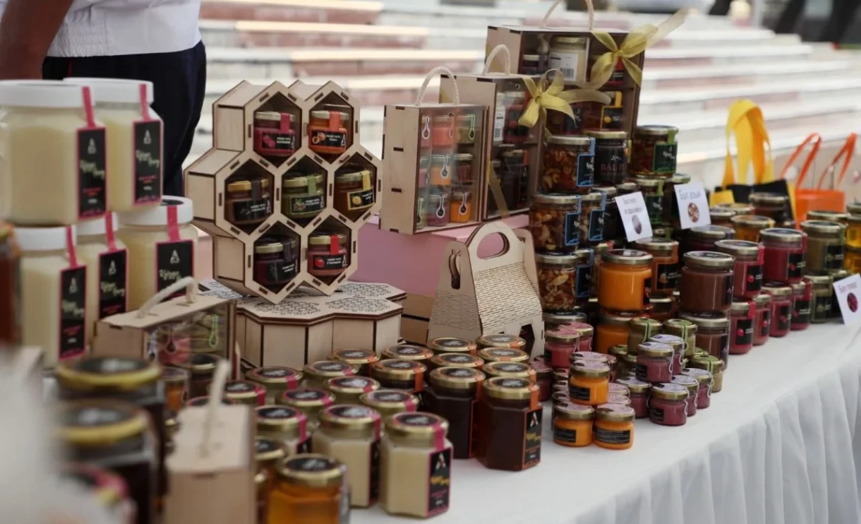 Бишкекте «Бир айыл — бир продукт» брендер конкурсуна жеңүүчүлөрдү аныкташты
