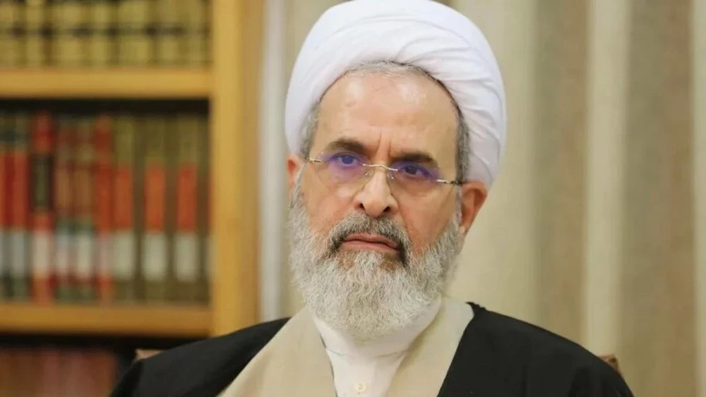 Аятолла Арафи Ирандын жогорку лидери кызматын убактылуу аткаруучу болуп дайындалды