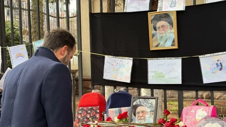 В Бишкеке прошел мирный митинг-реквием в поддержку народа Ирана