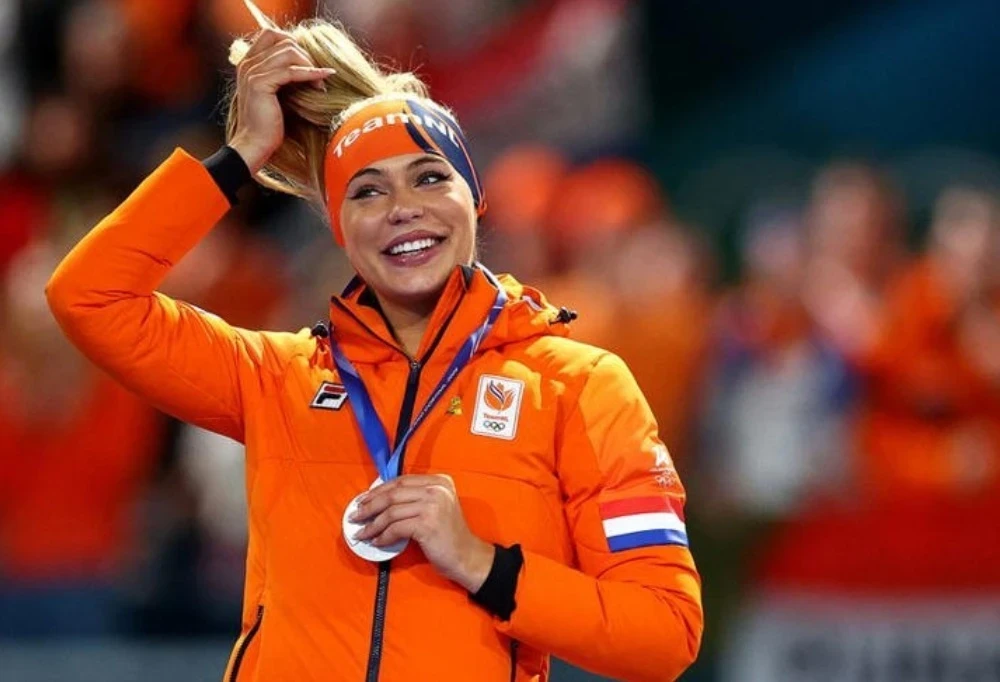 Ютты Лердамдын конькобежка формасы Криштиану Роналдунун рекордун жаңыртты