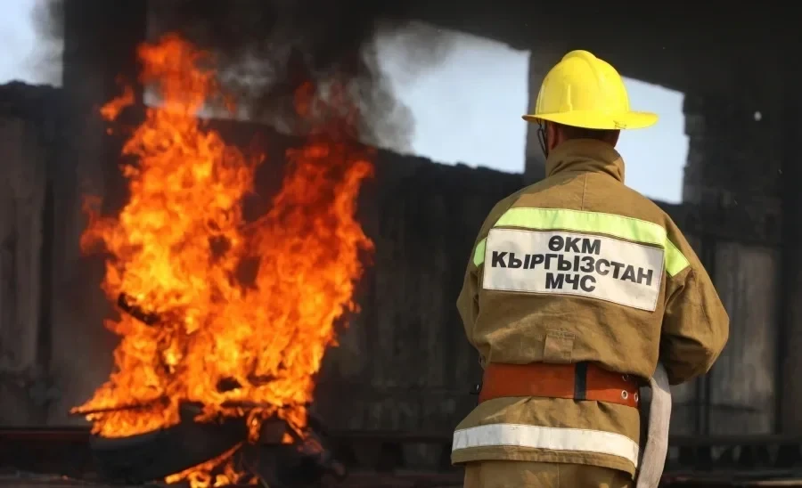 Кыргыстанда бир сутка ичинде жети өрт чыкты