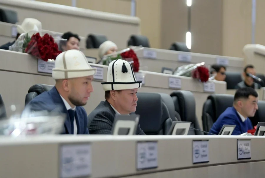 ЖК приняли законопроект о ратификации соглашения между Кыргызстаном и Италией о поощрении и защите инвестиций в третьем чтении