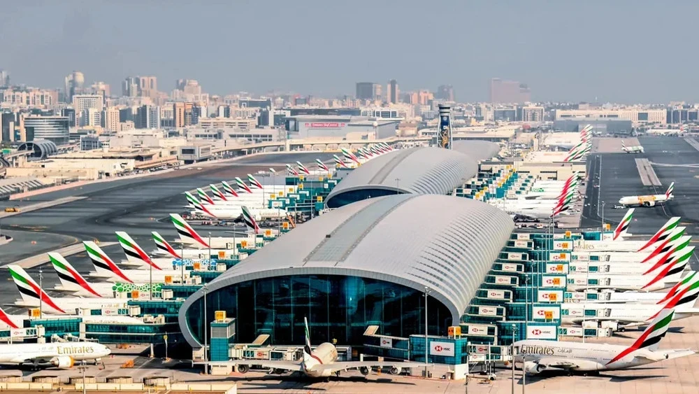 Dubai International Airport Suspends Operations