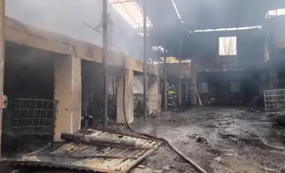 Бишкекте үй күйүп кетти